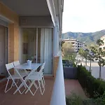 Lets Holidays Cozy Pool Appartement *
